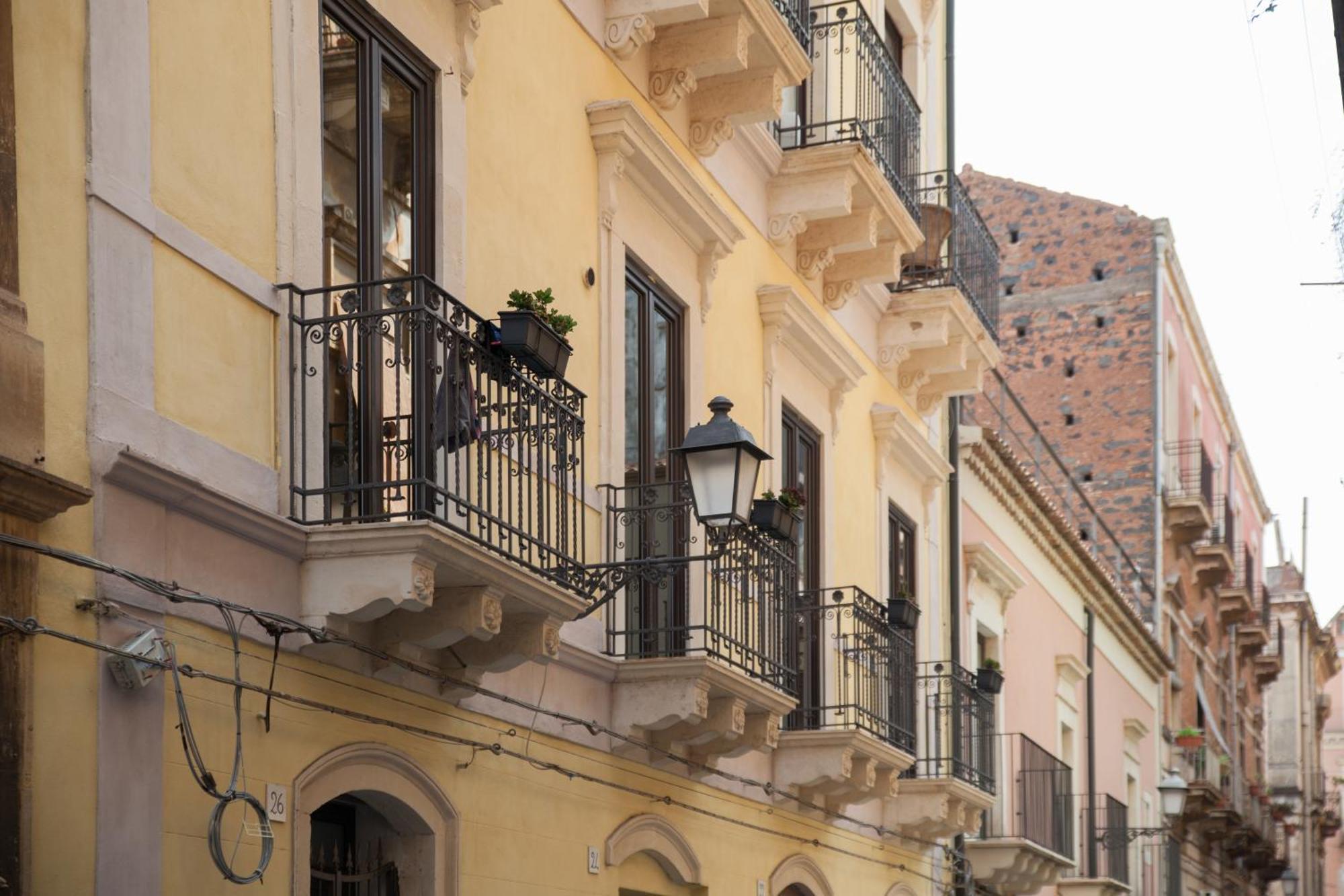Sisto18 Bed & Breakfast Catania Luaran gambar